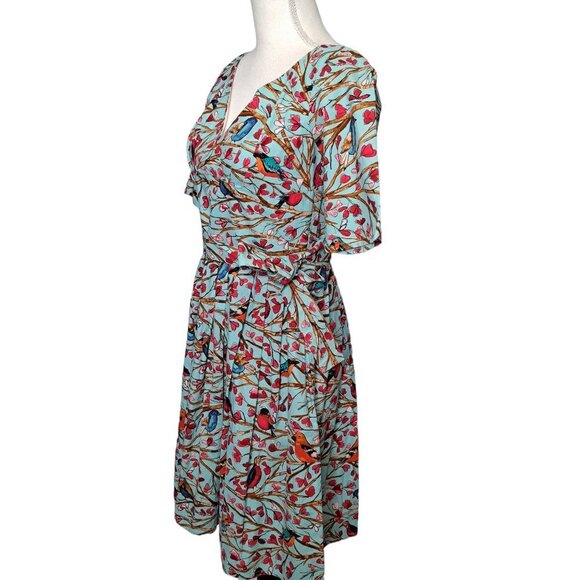 52 Greek Street Green V-Neck Cardinal Bird Print Fit Flare Pleated Dress 40/10 - Picture 3 of 6